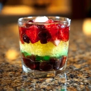 Che Thai: A Delicious Vietnamese Fruit Cocktail