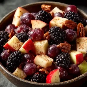 Easy Fall Fruit Salad with Fresh Autumn Fruits