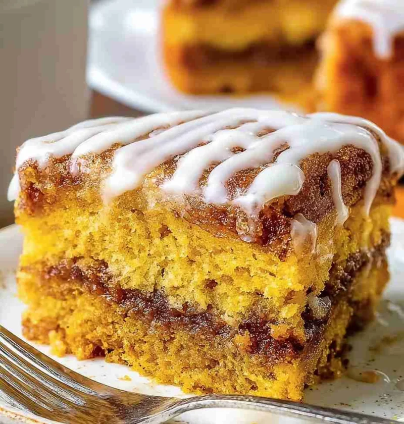 Easy Pumpkin Honey Bun Cake Recipe Moist Pumpkin Dessert Hack Fall Pumpkin Cake Recipe Easy Honey Bun Pumpkin Cake Tutoria...