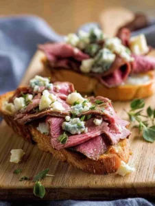 Roast Beef and Blue Cheese Tartines: A Cozy Gourmet Treat