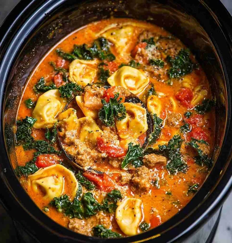 Slow Cooker Tortellini Soup