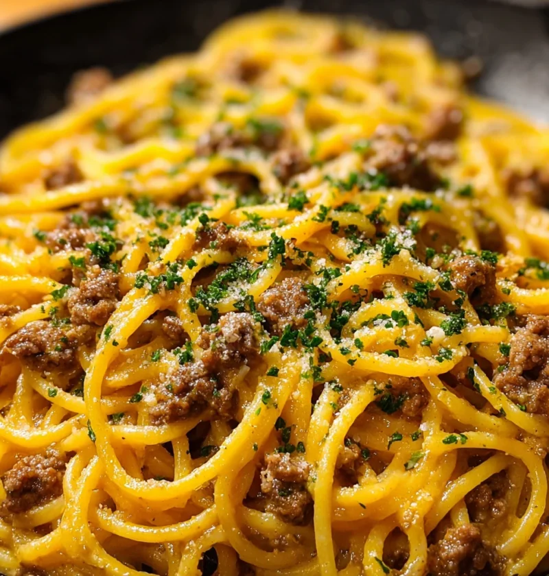 Onepot Creamy Beef Garlic Butter Pasta