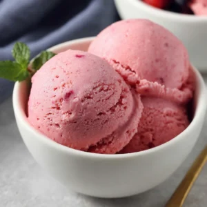 Healthy Homemade Greek Frozen Yogurt