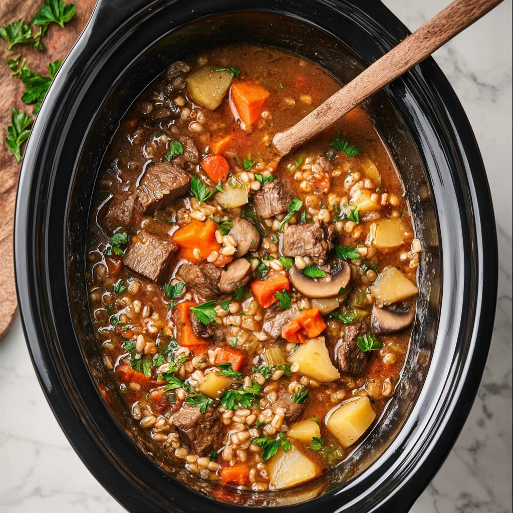 Slow Cooker Beef Barley Soup